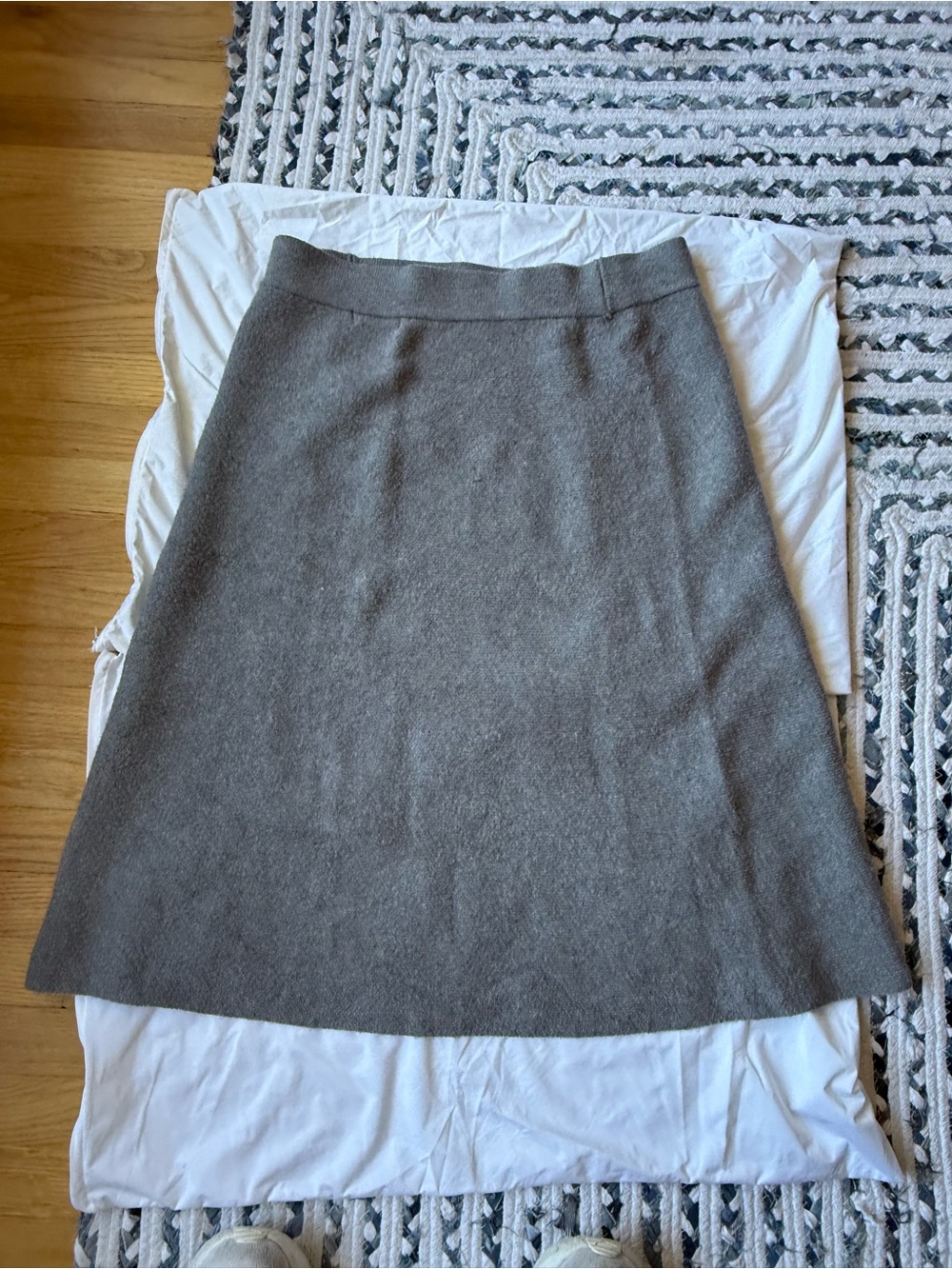 Liz Claiborne Gray A-Line Skirt